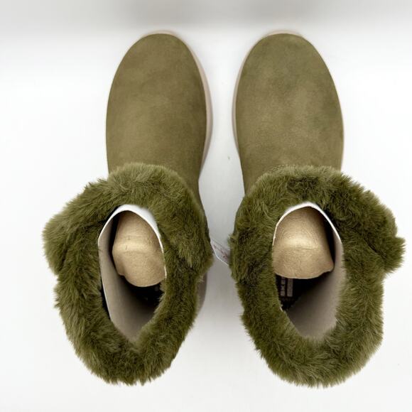 Skechers Womens On The Go City Booties US 7 M Green Suede Water Repellent NIB - Picture 9 of 11